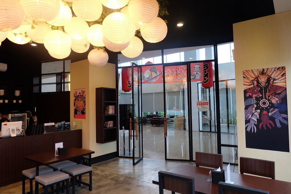 Ibis Budget Cikarang Festival Бекаси Екстериор снимка